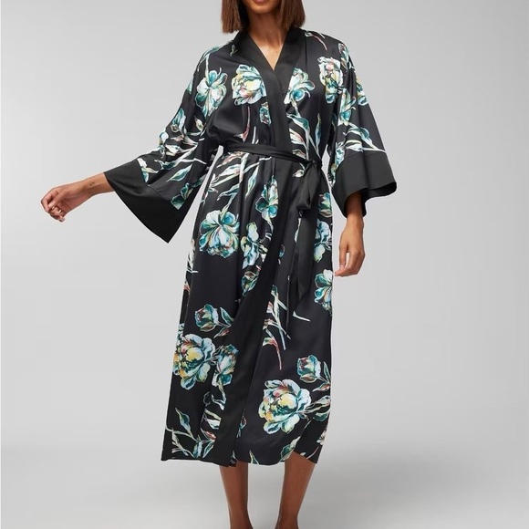 Soma Other - NWT Soma Satin Long Robe in impression floral black - S/M